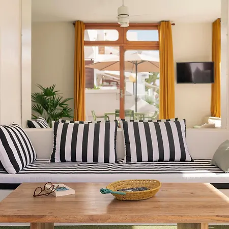 Lanzarote Apartments, Casa Bruna شقة
